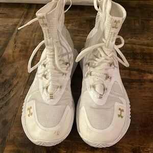 Under Armour Women's Highlight Ace 2.0 Volleyball Shoes